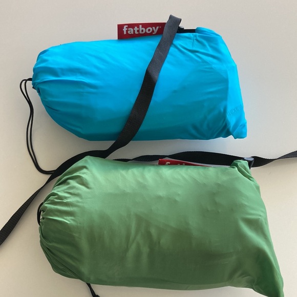 Two fatboy lamzac inflatable couches - Picture 2 of 2